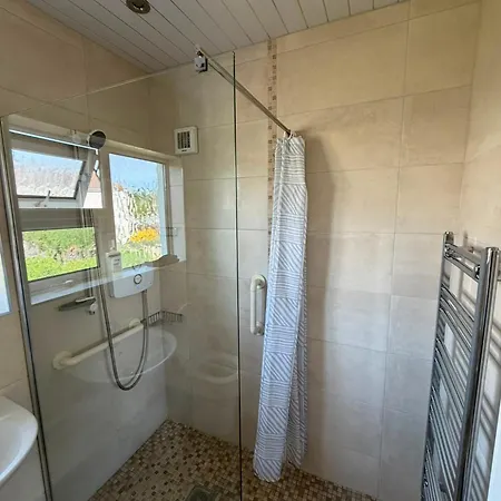 Cosy Double Near The & Howth 4 Dublino